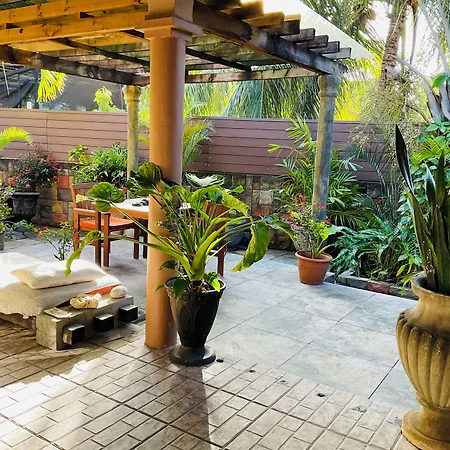 Effie\'S Mountain View Villa