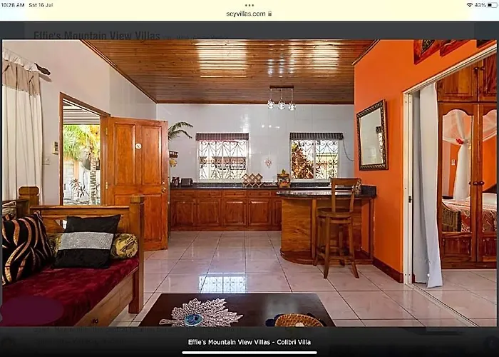 Effie's Mountain View Hotel 3*